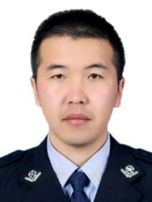 孟克那生(新疆維吾爾自治區巴音郭楞蒙古自治州和靜縣原公安局額勒再特烏魯派出所輔警) 孟克那生(新疆維吾爾自治區巴音郭楞蒙古自治州和靜縣原公安局額勒再特烏魯派出所輔警)
