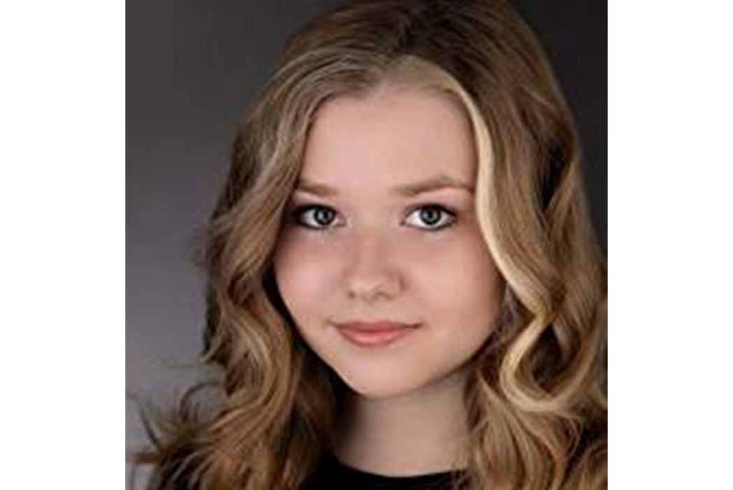 Cailin Loesch Cailin Loesch
