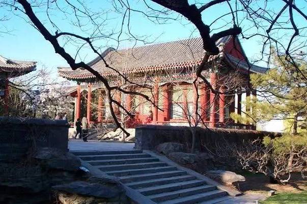 西堤公園 西堤公園