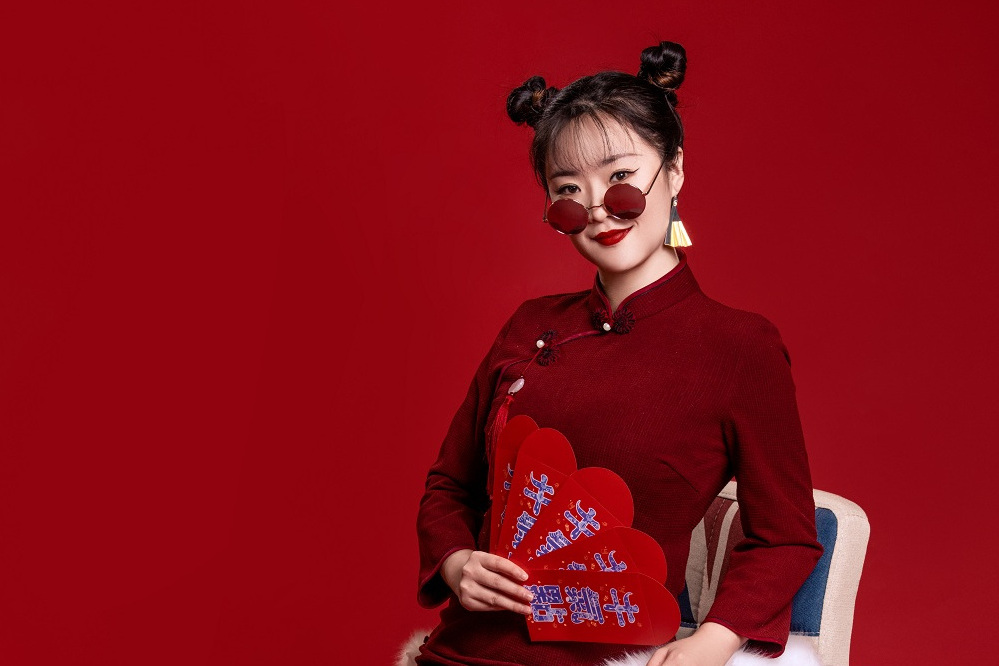 李妮(開心麻花簽約演員,舞台劇演員及表演指導) 李妮(開心麻花簽約演員,舞台劇演員及表演指導)