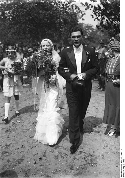 施梅林與妻子——捷克演員安妮·昂德拉的婚禮