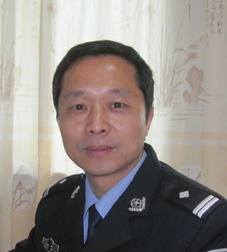 黃華清(作家) 黃華清(作家)