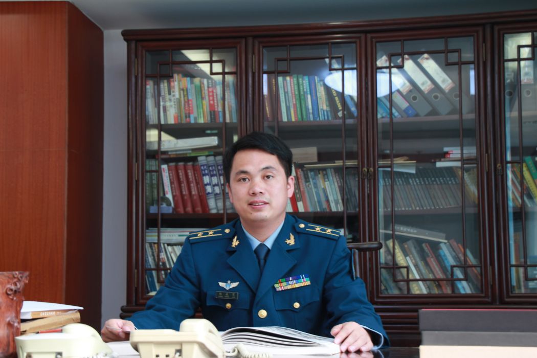 陳永軍(廣州軍區戰地書畫社社長) 陳永軍(廣州軍區戰地書畫社社長)