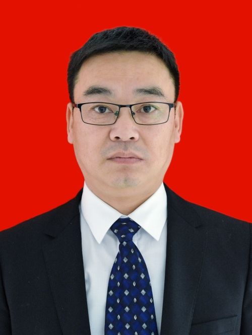 吳天文(浙江省杭州市臨安區潛川鎮黨委委員、人武部長) 吳天文(浙江省杭州市臨安區潛川鎮黨委委員、人武部長)