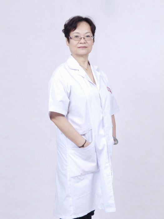 侯世馨 侯世馨