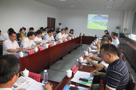 台灣工商建設研究會青年代表團來天津訪問