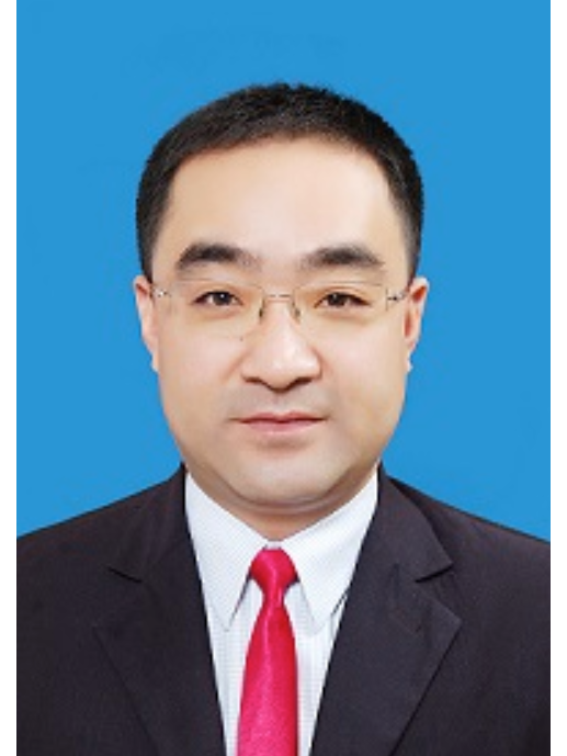 劉小平(甘肅省平涼市崇信縣委副書記,縣政府黨組書記、縣長) 劉小平(甘肅省平涼市崇信縣委副書記,縣政府黨組書記、縣長)