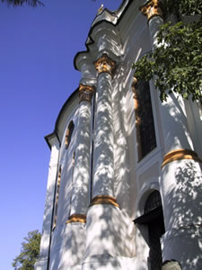 維斯教堂白色的外觀