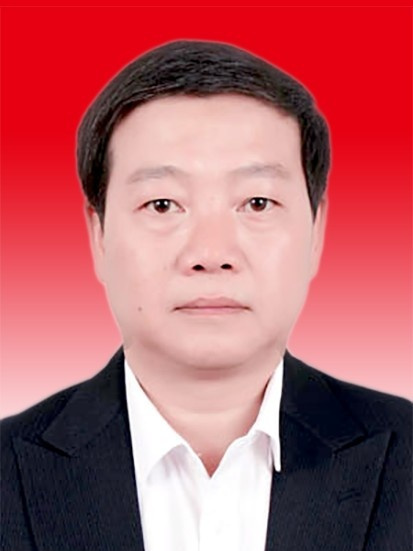 徐勇(貴州省安順市西秀區轎子山鎮黨委副書記、鎮長) 徐勇(貴州省安順市西秀區轎子山鎮黨委副書記、鎮長)