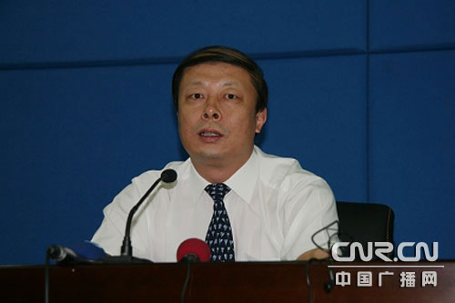 黑龍江省教育廳副廳長辛寶忠在發布會上講話