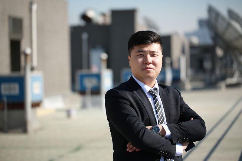 張容源 張容源