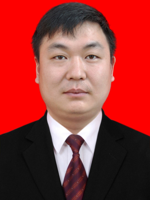 王斯(攸縣丫江橋鎮黨委副書記、鎮長) 王斯(攸縣丫江橋鎮黨委副書記、鎮長)