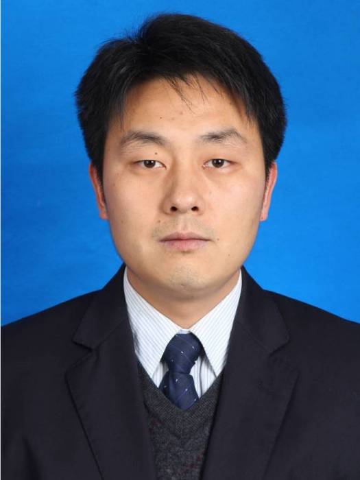 余濤(重慶市豐都縣雙龍鎮黨委書記) 余濤(重慶市豐都縣雙龍鎮黨委書記)