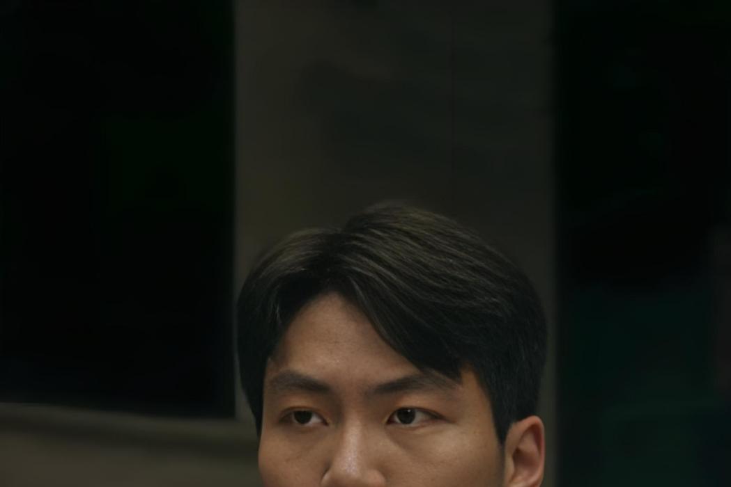 宋小波(電視劇《破密》中的角色,由朱軒霆飾演) 宋小波(電視劇《破密》中的角色,由朱軒霆飾演)