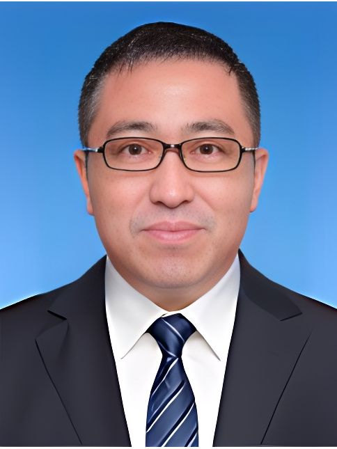 李越(新疆維吾爾自治區阿勒泰地區行署副專員) 李越(新疆維吾爾自治區阿勒泰地區行署副專員)