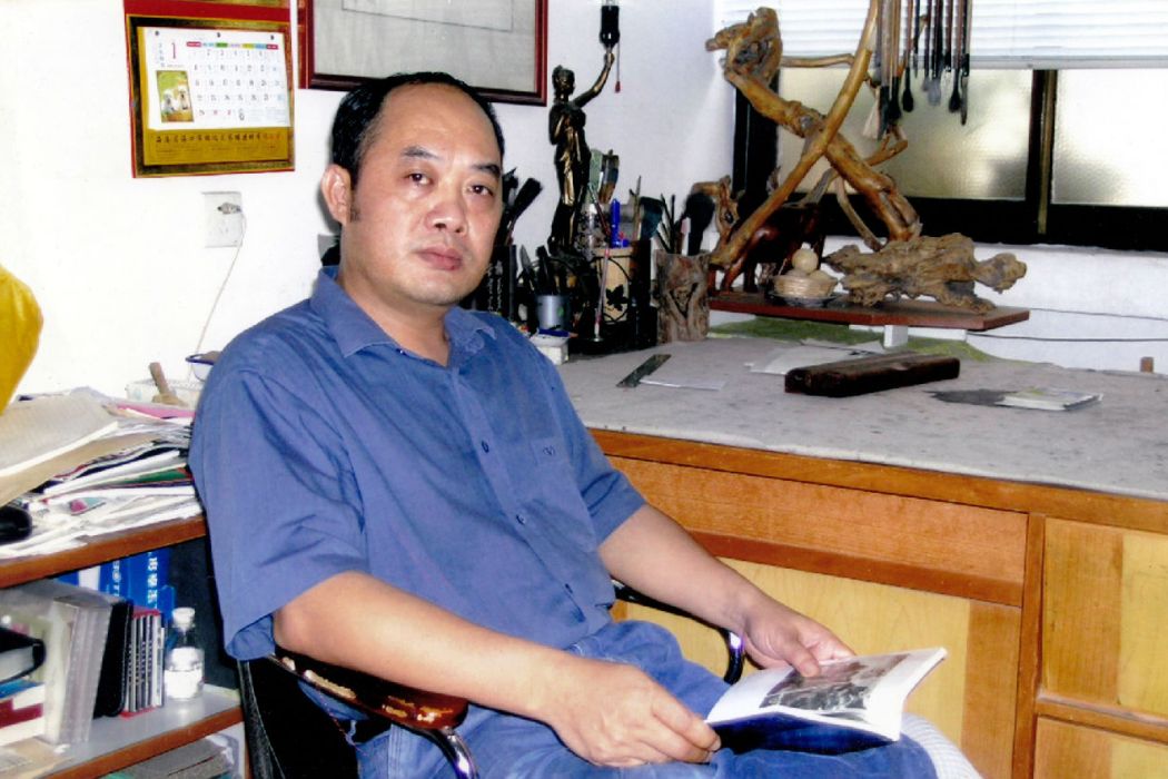 江壽男 江壽男