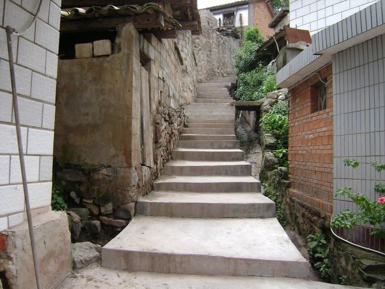 鋼廠村(貴州安龍縣興隆鎮下轄村) 鋼廠村(貴州安龍縣興隆鎮下轄村)