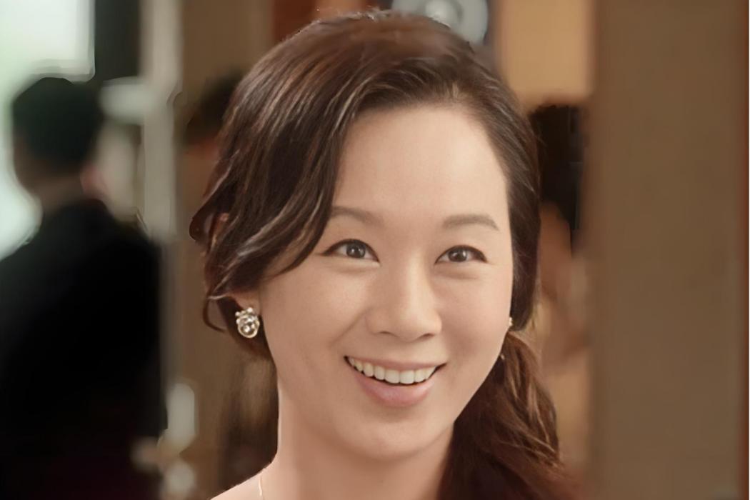 孔敏貞(浪漫愛情喜劇《不要戀愛要結婚》中的角色) 孔敏貞(浪漫愛情喜劇《不要戀愛要結婚》中的角色)