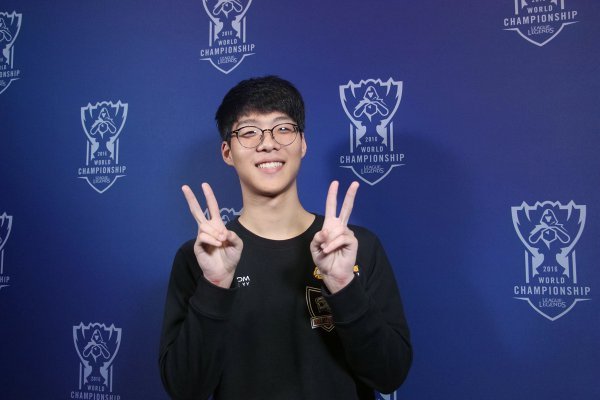 宋坰浩(smeb) 宋坰浩(smeb)