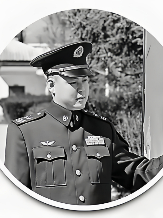 鄭濤(西藏軍區某團三級軍士長) 鄭濤(西藏軍區某團三級軍士長)