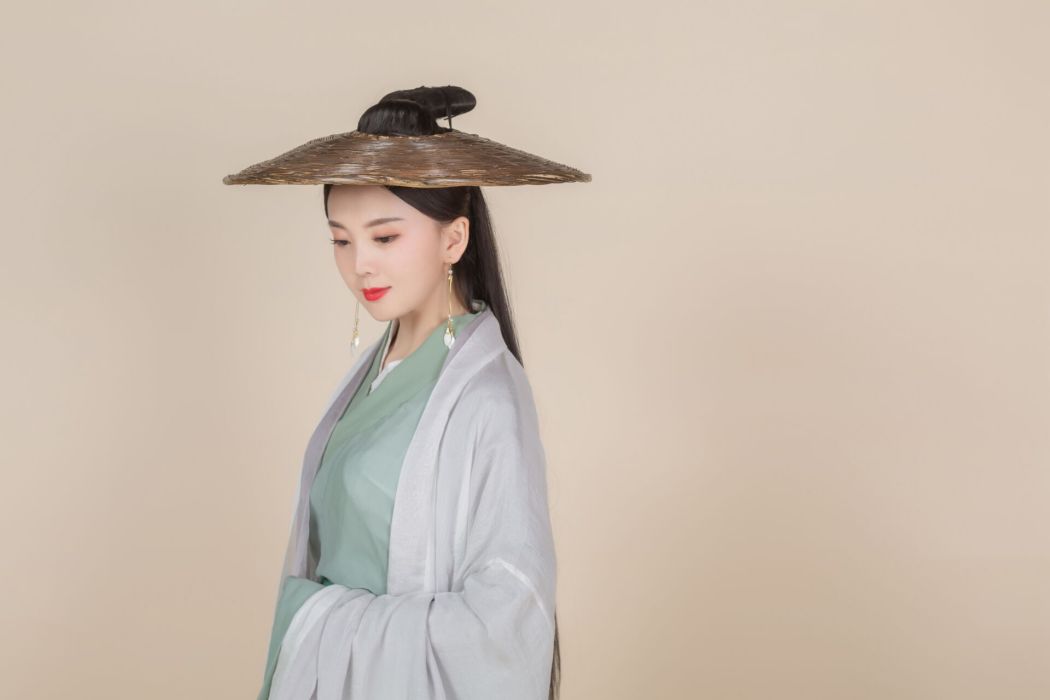 盧思伊 盧思伊