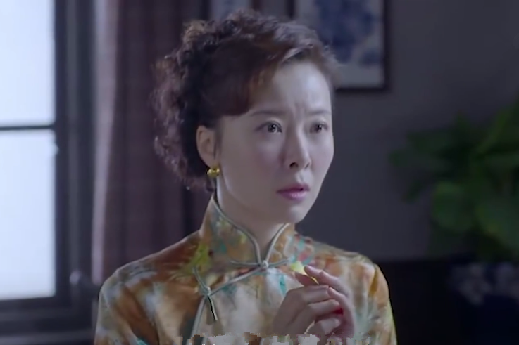 阿金(電視劇《虎口拔牙》中的虛構角色,由演員柯藍飾演。) 阿金(電視劇《虎口拔牙》中的虛構角色,由演員柯藍飾演。)
