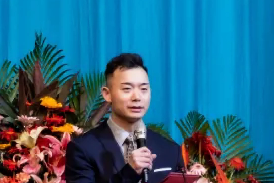 趙宏生(中國內地京劇武生演員) 趙宏生(中國內地京劇武生演員)