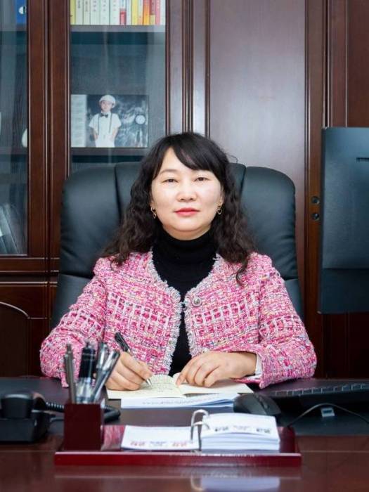 黃卉(中國證監會貴州監管局黨委委員、副局長) 黃卉(中國證監會貴州監管局黨委委員、副局長)