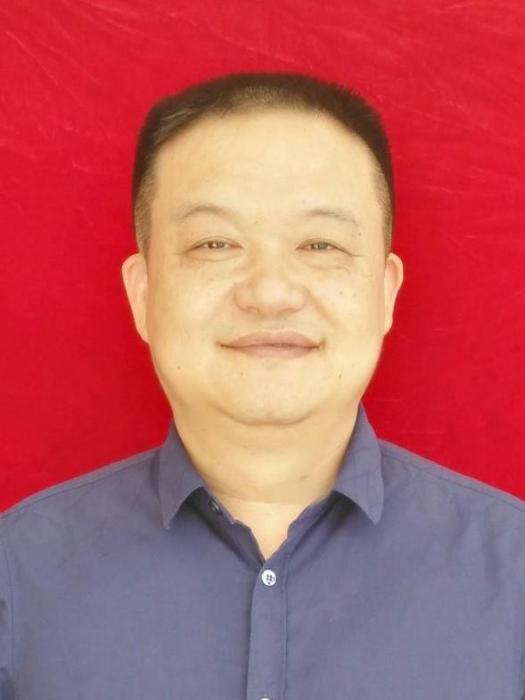 楊博(湖南省常德市石門縣教育局黨組副書記、副局長) 楊博(湖南省常德市石門縣教育局黨組副書記、副局長)