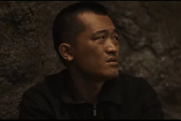 羅江(犯罪嫌疑劇《消失的十一層》中的角色) 羅江(犯罪嫌疑劇《消失的十一層》中的角色)