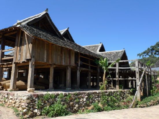 獨房子村(易門縣小街鄉羅尹村民委員會下轄村) 獨房子村(易門縣小街鄉羅尹村民委員會下轄村)