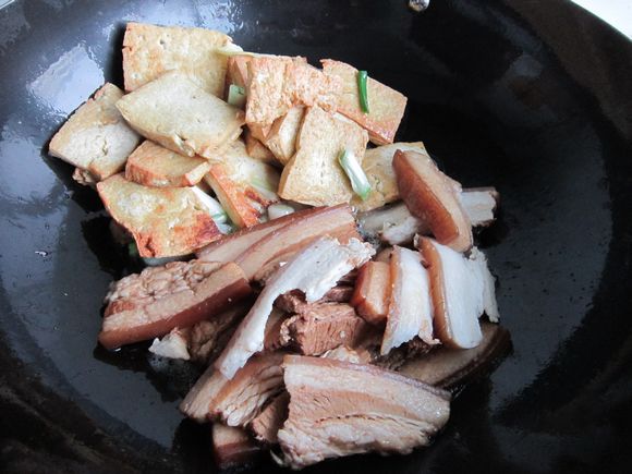 豬肉豆腐煲
