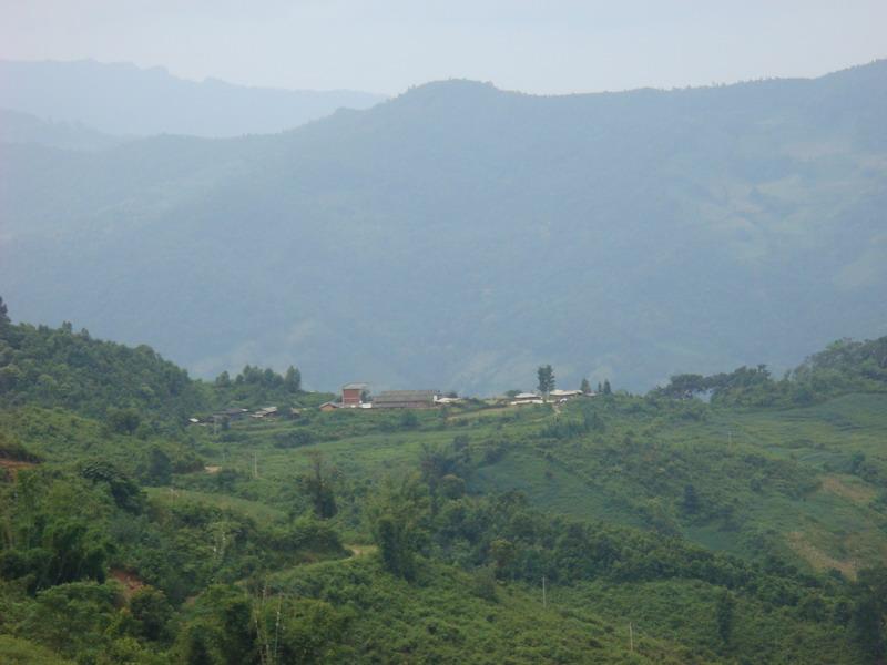 班莫新寨村