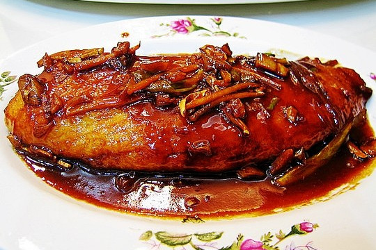 醬汁鯛魚 醬汁鯛魚