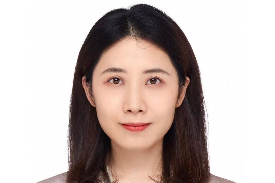 雷蕾(中央民族大學新聞與傳播學院副教授) 雷蕾(中央民族大學新聞與傳播學院副教授)