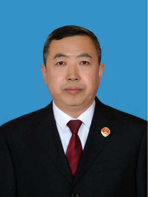 姜雷(伊春市人民檢察院黨組書記、檢察長) 姜雷(伊春市人民檢察院黨組書記、檢察長)