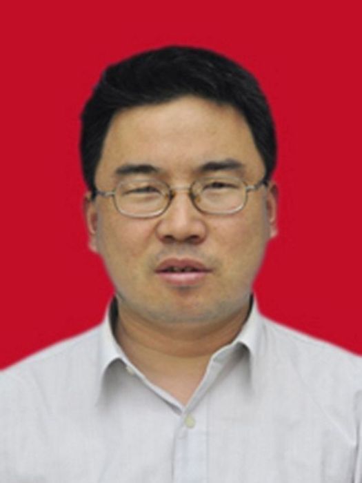 張岩(陝西省興平市交通運輸局副局長) 張岩(陝西省興平市交通運輸局副局長)