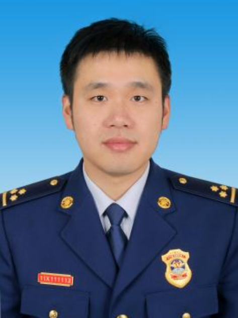 王哲(浙江省建德市消防救援大隊黨委委員、副大隊長、大隊部黨支部書記,大隊紀檢員,大隊法制員) 王哲(浙江省建德市消防救援大隊黨委委員、副大隊長、大隊部黨支部書記,大隊紀檢員,大隊法制員)