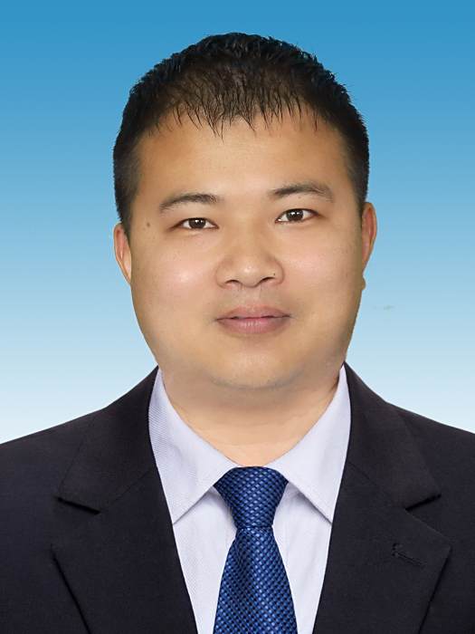 施玉泉(湖北省仙桃市招商服務中心黨組成員、副主任) 施玉泉(湖北省仙桃市招商服務中心黨組成員、副主任)
