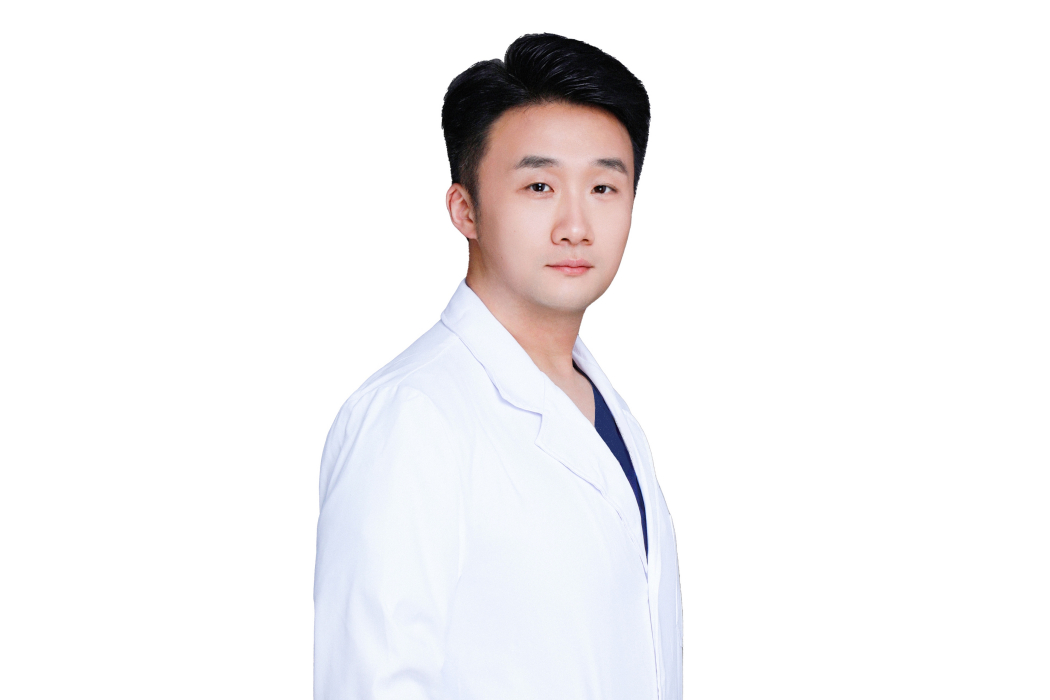 王興(中國康復研究中心口腔科副主任醫師) 王興(中國康復研究中心口腔科副主任醫師)