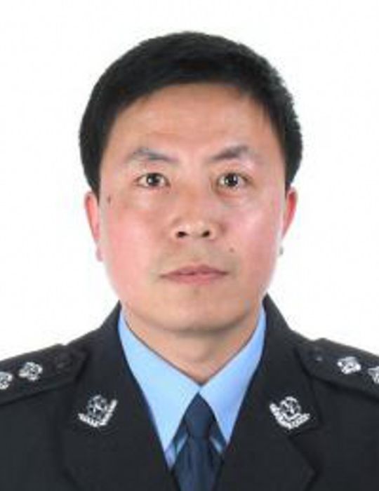 王軍(寧夏公安廳治安管理總隊四級高級警長) 王軍(寧夏公安廳治安管理總隊四級高級警長)