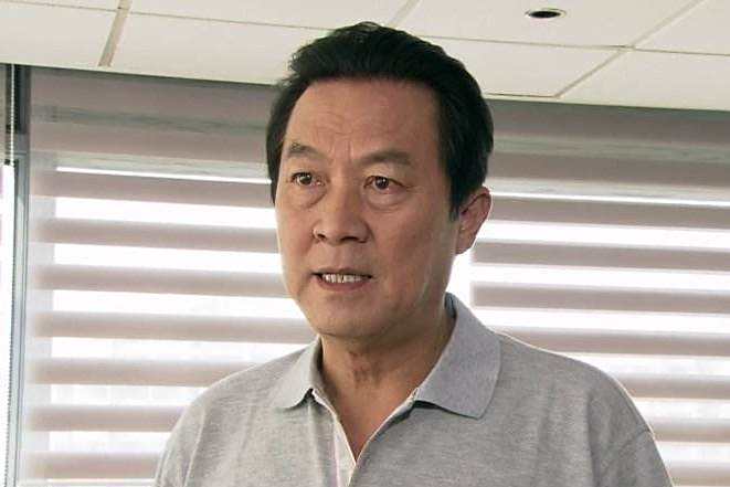 洪國榮(都市情感劇《回家的誘惑》中的角色) 洪國榮(都市情感劇《回家的誘惑》中的角色)
