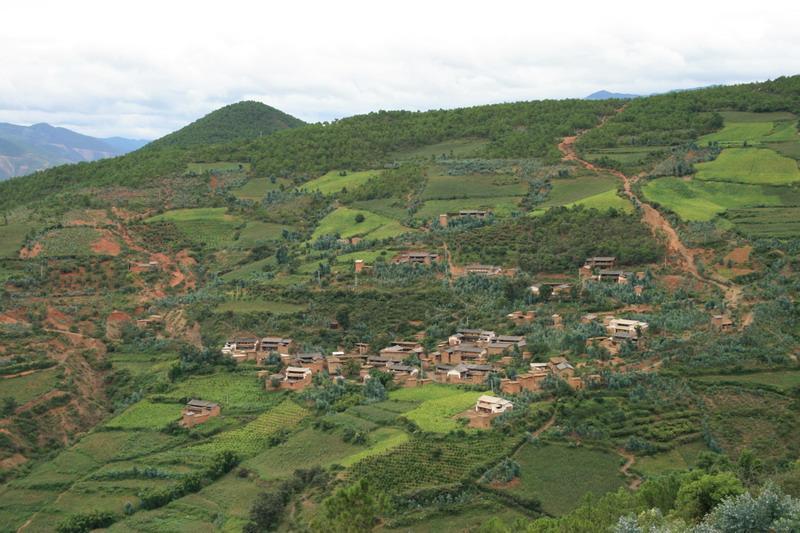 黑扒拉村 黑扒拉村