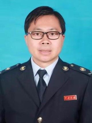 許勇(吉州區稅務局黨委委員、副局長) 許勇(吉州區稅務局黨委委員、副局長)