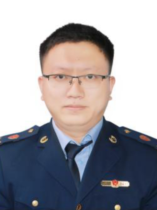 姜良波(貴州省貴陽市雲岩區楊惠街道黨工委委員、辦事處副主任) 姜良波(貴州省貴陽市雲岩區楊惠街道黨工委委員、辦事處副主任)