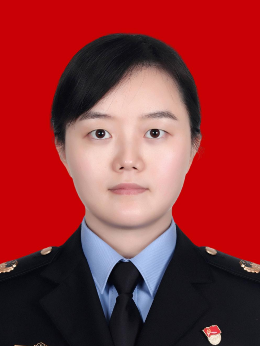 佘龍卿 佘龍卿