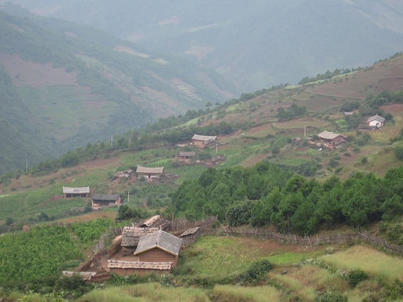 上萬三村 上萬三村