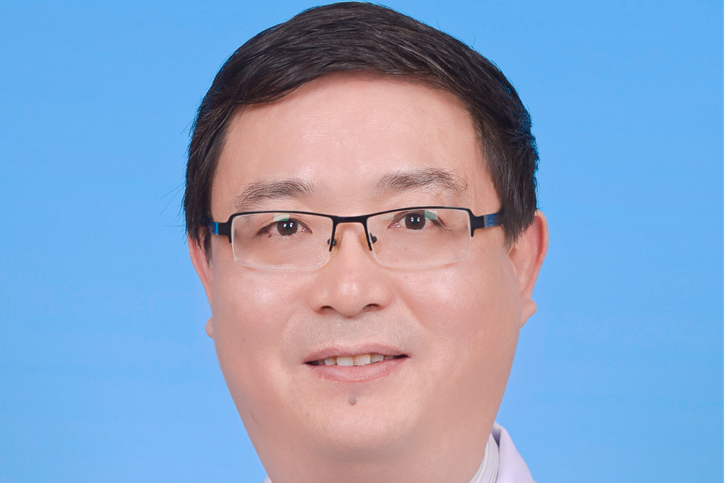 張景偉(河南省腫瘤醫院放療科副主任) 張景偉(河南省腫瘤醫院放療科副主任)