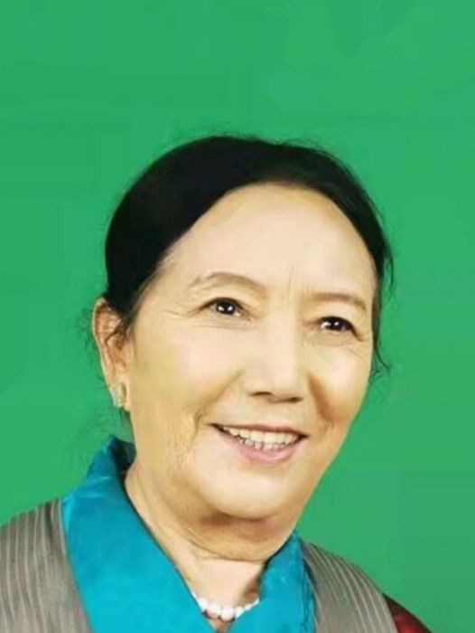 央金卓嘎(演員) 央金卓嘎(演員)