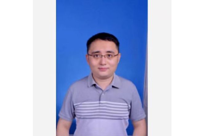 周磊(青島大學馬克思主義學院講師) 周磊(青島大學馬克思主義學院講師)